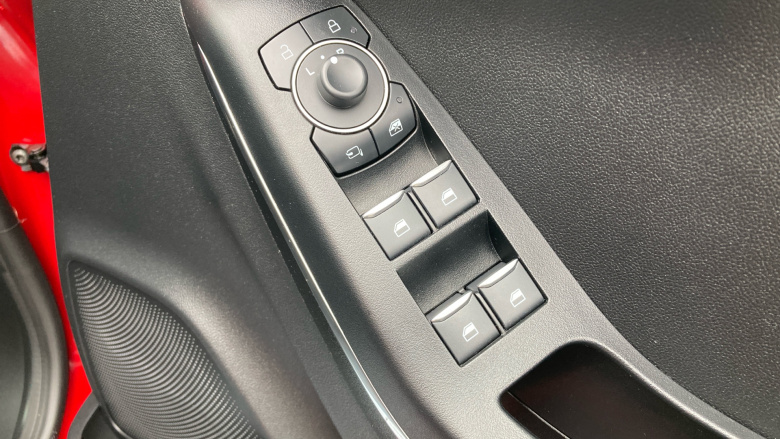 Ford Puma ST 1.0 EcoBoost Hybrid mHEV ST 5dr DCT Petrol Hatchback